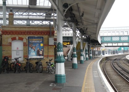 Cast iron pillars at Lewes railway station